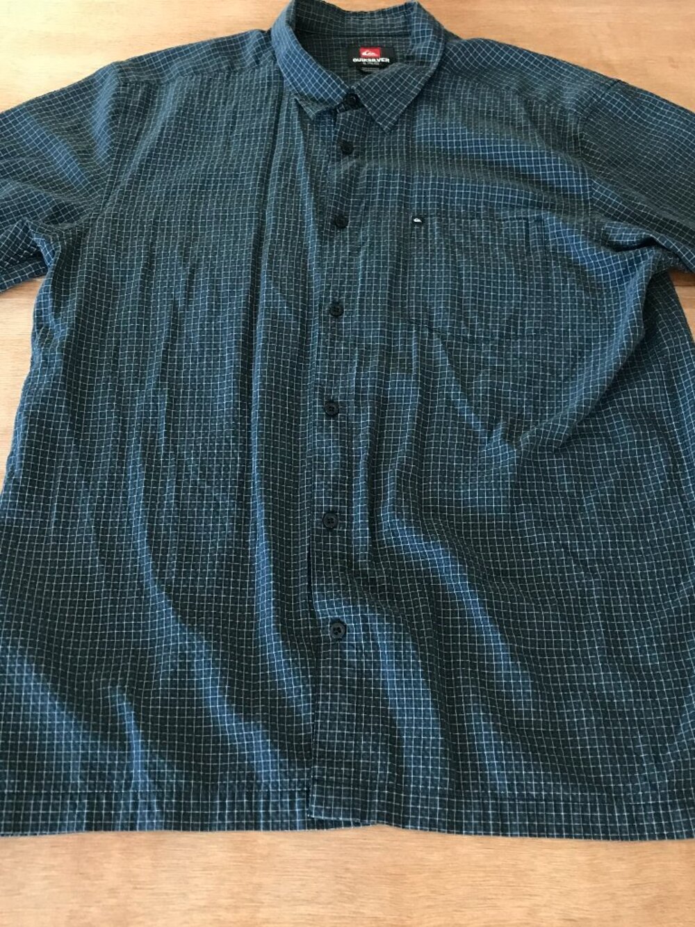 Quicksilver Shirt Men XL Black Plaid Button Up Pocket Short Sleeve Collared
